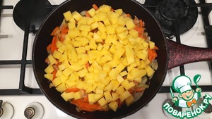 Острые фрикадельки с овощами под сыром