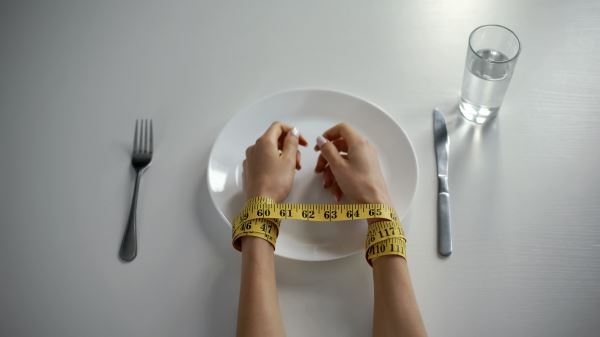Звездные пищевые расстройства: до чего доводит гонка за идеальным телом